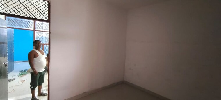 Room, dwarka mor 1 Bedroom 450 Sq.Ft. Builder Floor In Dwarka Mor Delhi 10776622