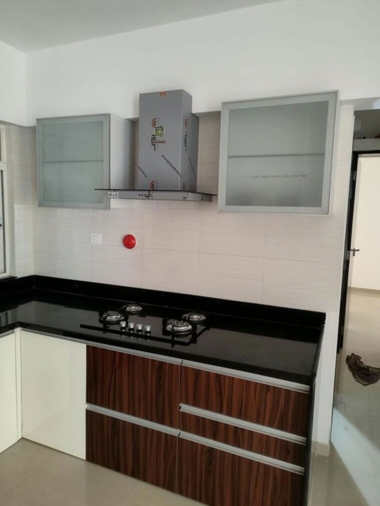 Kitchen, shagun-perfect-10 2 Bedroom 730 Sq.Ft. Apartment In Balewadi Pune 10776640