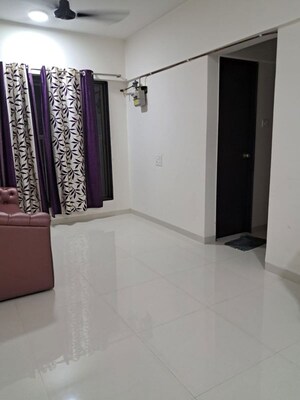 Room in 1 BHK Apartment at Bhoomi Samarth, Goregaon East – for Rent