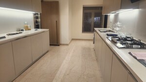 Room in 4 BHK Apartment at Oberoi Realty Esquire, Goregaon East – for Sale