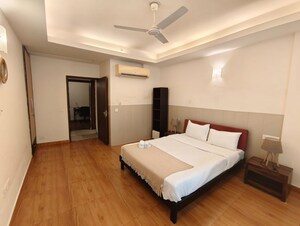 2.5 BHK Apartment For Rent in Central Park Resorts, Sector 48
