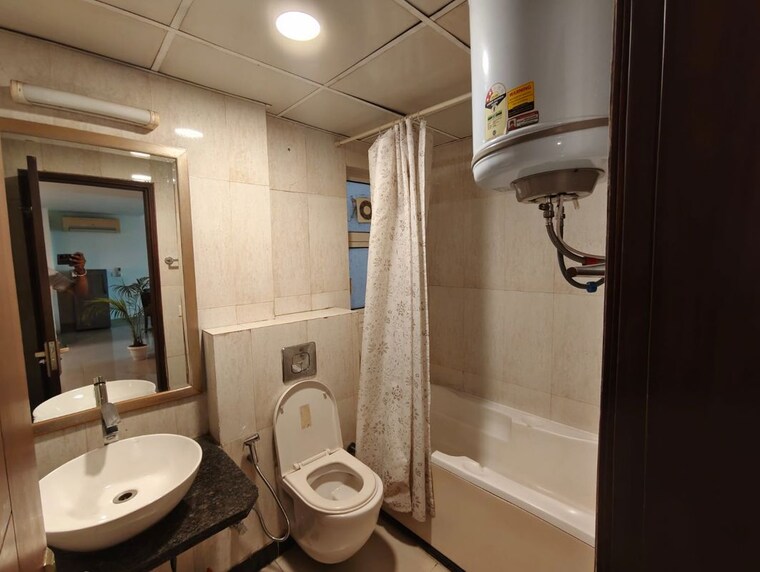 Bathroom, central-park-resorts 2.5 Bedroom 1668 Sq.Ft. Apartment In Sector 48 Gurgaon 10776666
