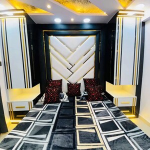 Gym in 3 BHK Builder Floor at Uttam Nagar – for Sale