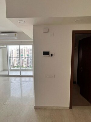 Room in 3 BHK Apartment at Godrej Air Sector 85, Sector 85 – for Rent