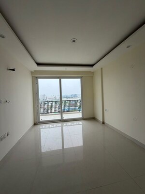 Room in 3 BHK Apartment at The Suman Marvelous, Ramgarh Bhudda – for Rent
