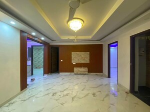 Room in 3 BHK Apartment at Chattarpur – for Rent