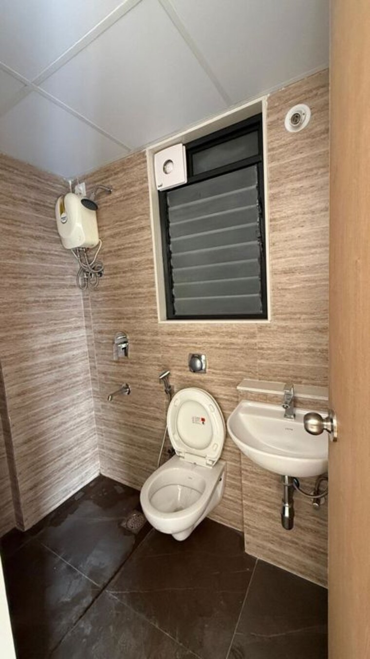 Bathroom, lodha-palava-crown 1 Bedroom 372 Sq.Ft. Apartment In Dombivli East Thane 10776710