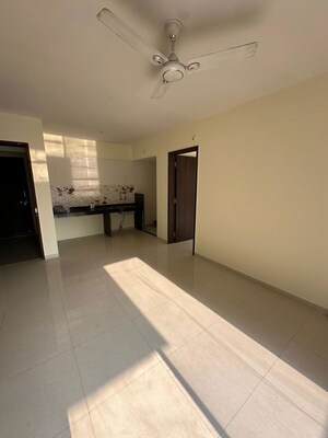 Room in 1.5 BHK Apartment at Yashada Splendid Radiance, Hinjewadi – for Rent