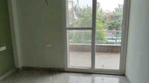 Room in 4 BHK Villa at ORO City, Jankipuram – for Rent