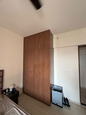 Bathroom in 4 BHK Builder Floor at SS Linden, Sector 84 – for Rent