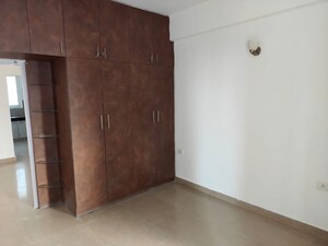 Room in 3 BHK Apartment at Sector 107 – for Sale