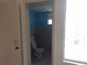 Bathroom in 2 BHK Apartment at Suncity Avenue 102, Sector 102 – for Rent