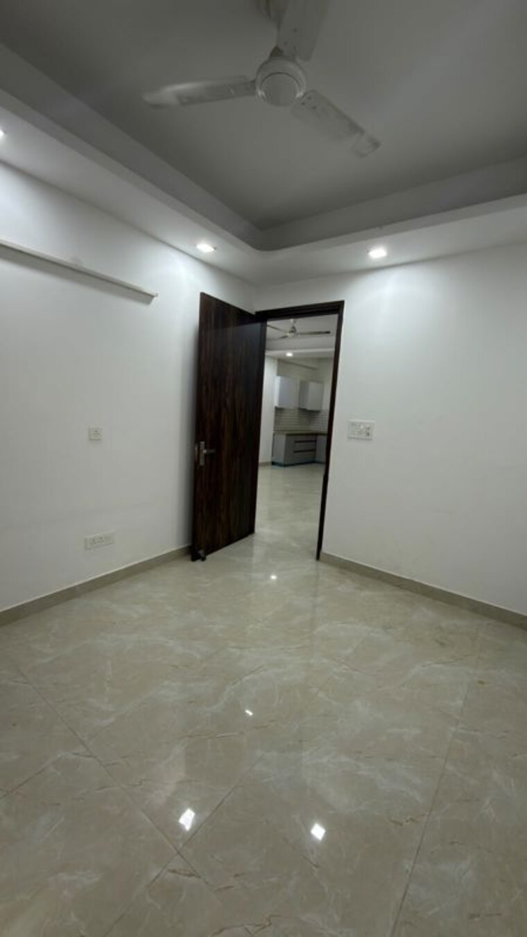 Room, saket 2 Bedroom 900 Sq.Ft. Apartment In Saket Delhi 10776807