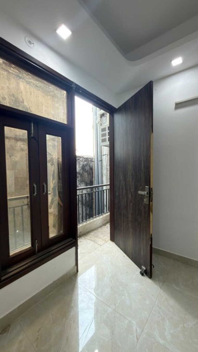Room, saket 2 Bedroom 900 Sq.Ft. Apartment In Saket Delhi 10776807