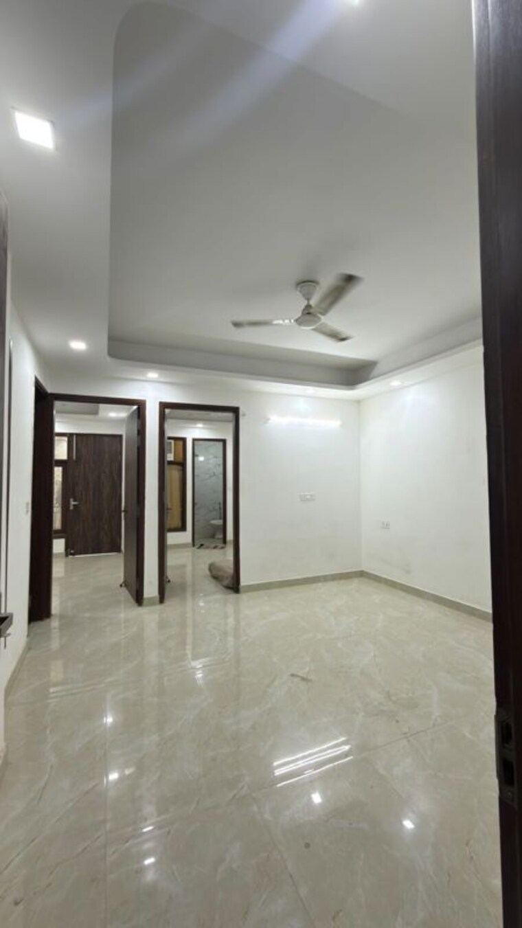 Room, saket 2 Bedroom 900 Sq.Ft. Apartment In Saket Delhi 10776807