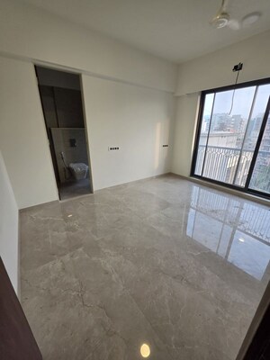 Room in 3 BHK Apartment at Majestic Amarjyoti CHS, Chembur – for Rent