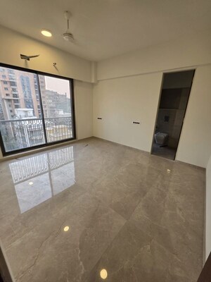 Room in 3 BHK Apartment at Majestic Amarjyoti CHS, Chembur – for Rent