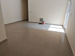 Room in 2 BHK Apartment at Mahagun Mywoods, Sector 16c Greater Noida – for Rent