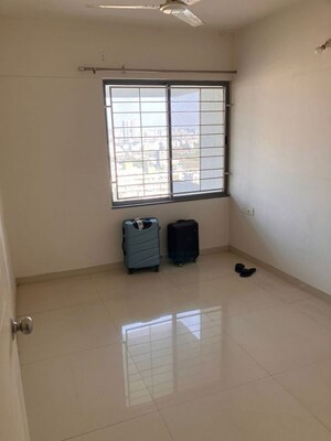Room in 2 BHK Apartment at Saheel ITrend Homes, Hinjewadi – for Rent