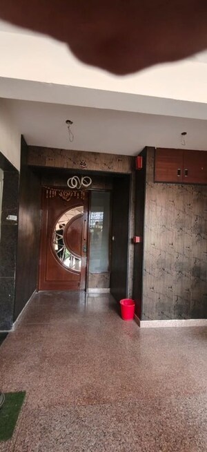 Room in 5 BHK Apartment at Ambala Highway – for Sale