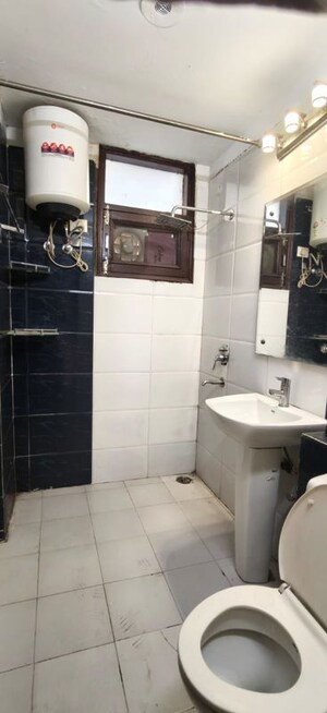 Bathroom in 5 BHK Apartment at Ambala Highway – for Sale
