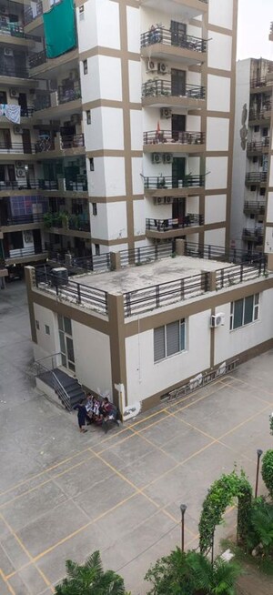 Kitchen in 5 BHK Apartment at Ambala Highway – for Sale