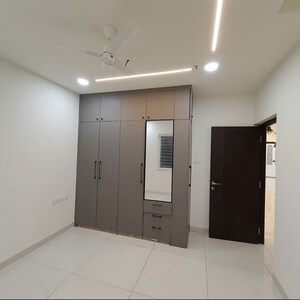 Room in 3 BHK Apartment at Aparna Sarovar Zicon, Nallagandla – for Rent