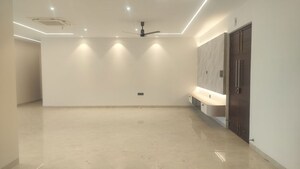 Room in 3 BHK Apartment at Huda Enclave – for Rent