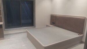 Room in 3 BHK Apartment at Huda Enclave – for Rent