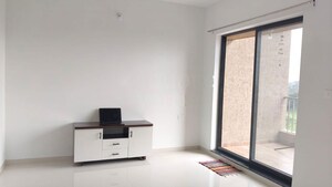 Furnished Amenities in 3 BHK Apartment at Shapoorji Pallonji Sensorium, Hinjewadi – for Rent