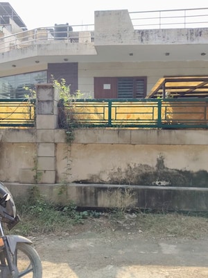 6+ BHK Villa For Rent in Sector 47