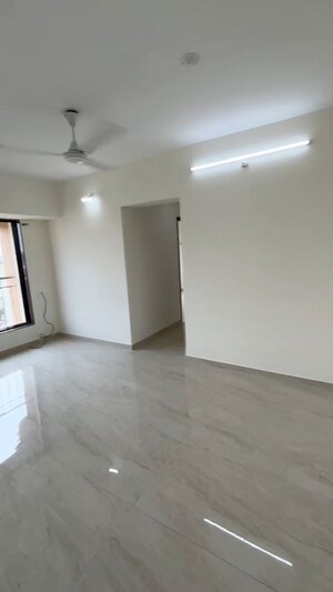 Room in 3 BHK Apartment at Chaitanya Anand Lunkhod CHSL, Andheri West – for Rent
