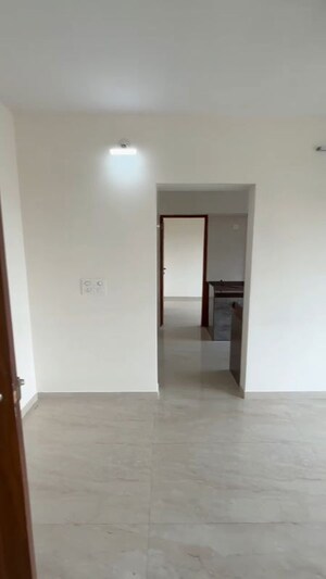 Room in 3 BHK Apartment at Chaitanya Anand Lunkhod CHSL, Andheri West – for Rent