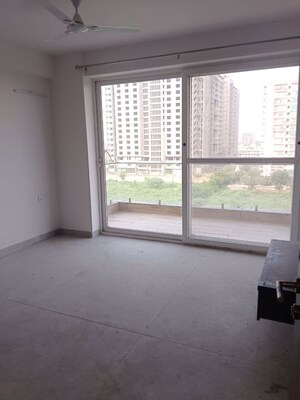 Room in 2 BHK Apartment at Sector 144 – for Sale