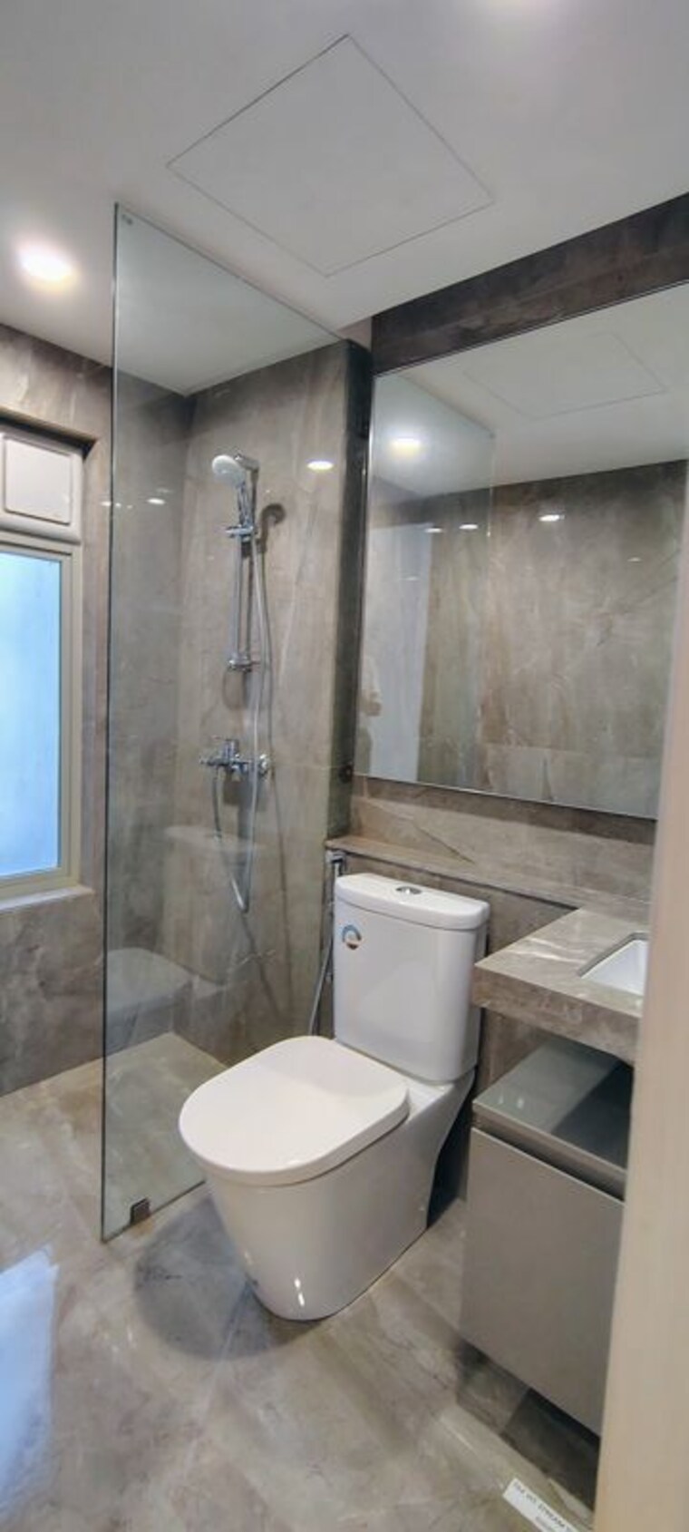 Bathroom, hiranandani-estate-falcon 2 Bedroom 671 Sq.Ft. Apartment In Ghodbunder Road Thane 10777037