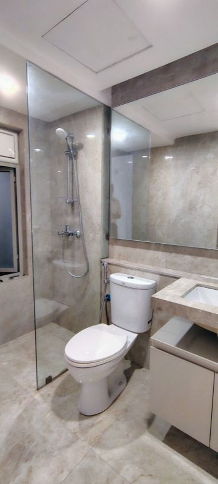 Bathroom, hiranandani-estate-falcon 2 Bedroom 671 Sq.Ft. Apartment In Ghodbunder Road Thane 10777037