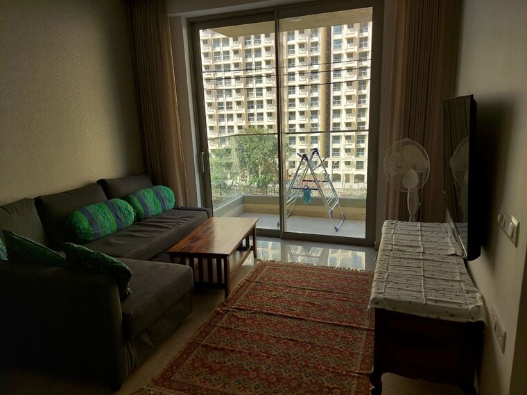 Living Room, hiranandani-castle-rock 2 Bedroom 777 Sq.Ft. Apartment In Powai Mumbai 10777046