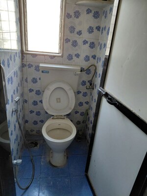 Bathroom in 1 RK Apartment at Koyna CHS Borivali East, Borivali East – for Rent