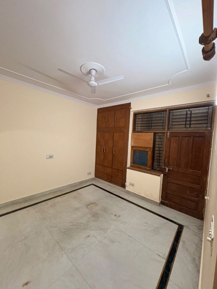 Room, maxblis-grand-wellington 1 Bedroom 615 Sq.Ft. Apartment In Sector 75 Noida 10777119