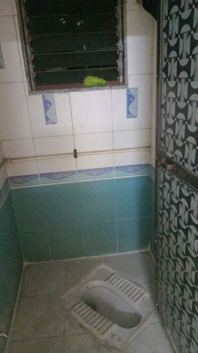 Bathroom, girnar-mahal-chs 1 Bedroom 400 Sq.Ft. Apartment In Vasai West Palghar 10777125