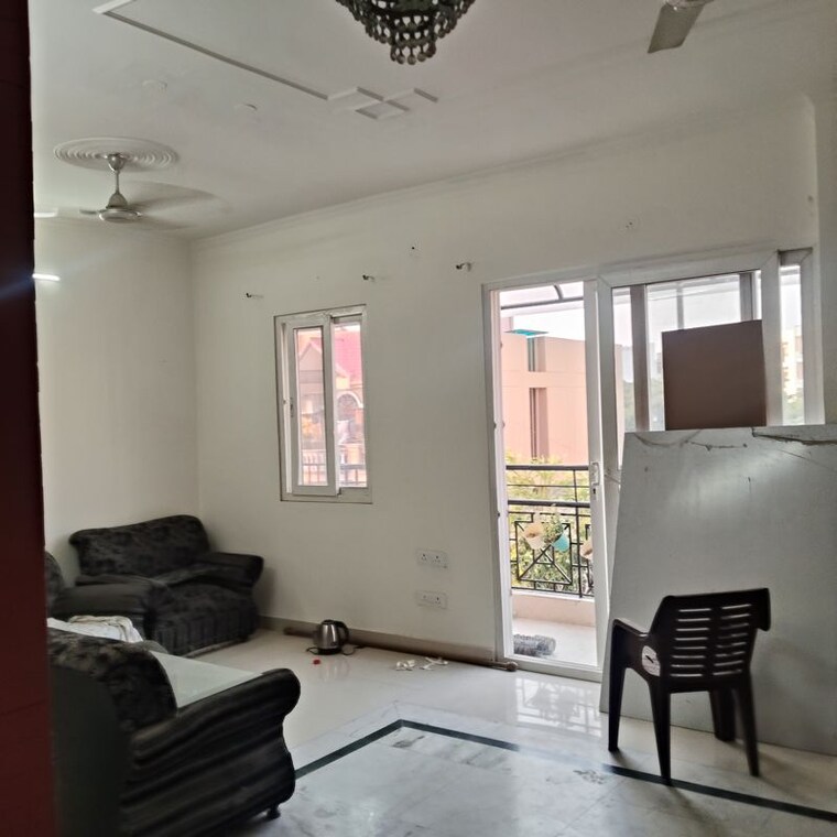 Living Room, ss-mayfield-gardens 2.5 Bedroom 1285 Sq.Ft. Builder Floor In Sector 51 Gurgaon 10777144