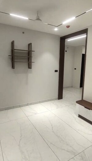 Room in 2.5 BHK Apartment at Sumadhura The Olympus, Financial District – for Rent