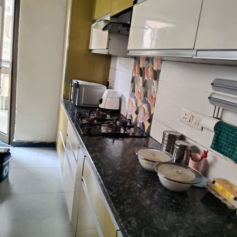 Kitchen, ardee-city-palm-grove-heights 3.5 Bedroom 2035 Sq.Ft. Apartment In Sector 52 Gurgaon 10777158