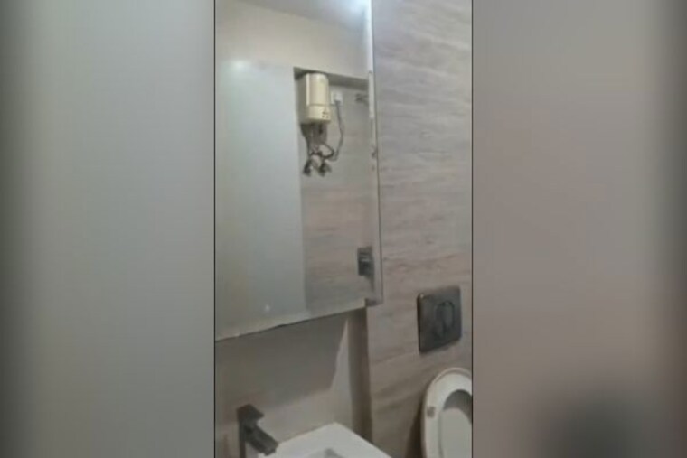 Bathroom, platinum-life 2 Bedroom 665 Sq.Ft. Apartment In Andheri West Mumbai 10777114