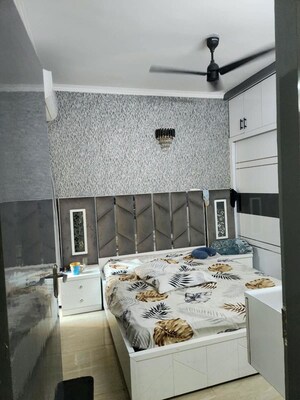 Bedroom in 2 BHK Apartment at Gaur City 7th Avenue, Sector 4 Greater Noida – for Rent