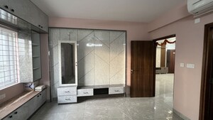 Room in 3 BHK Apartment at Hallmark Pinnacle, Kollur – for Rent