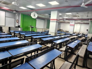   Office Space at Prestige Point, Shukrawar Peth – for Rent