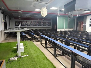   Office Space at Prestige Point, Shukrawar Peth – for Rent