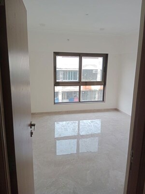Room in 2 BHK Apartment at Regent Aparna Mahal, Vile Parle East – for Sale
