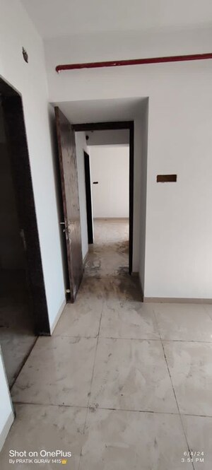 Room in 1 BHK Apartment at Puranik City, Kasarvadavali – for Rent
